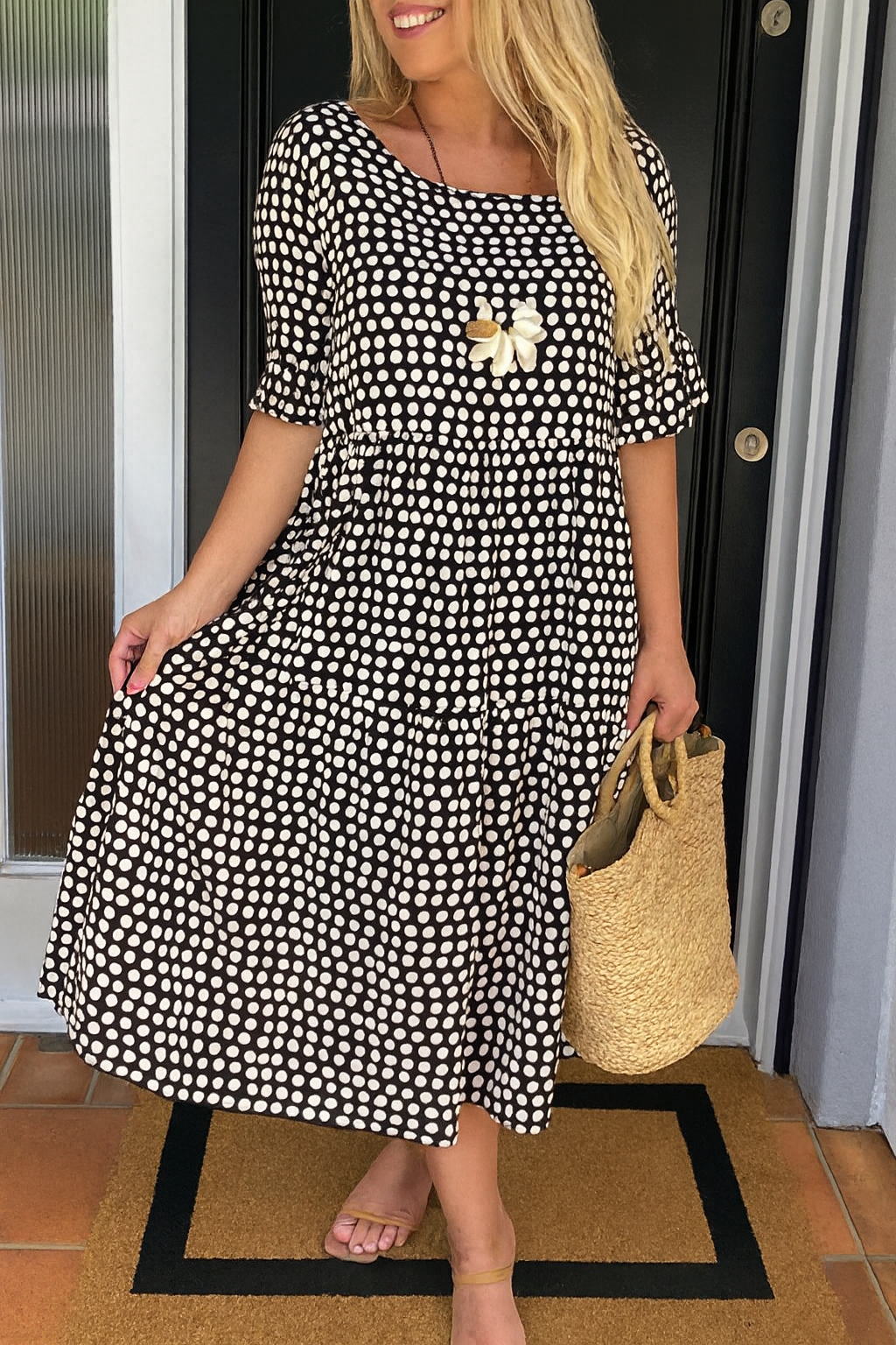 Noémie™ — Vestido midi fluido elegante natural