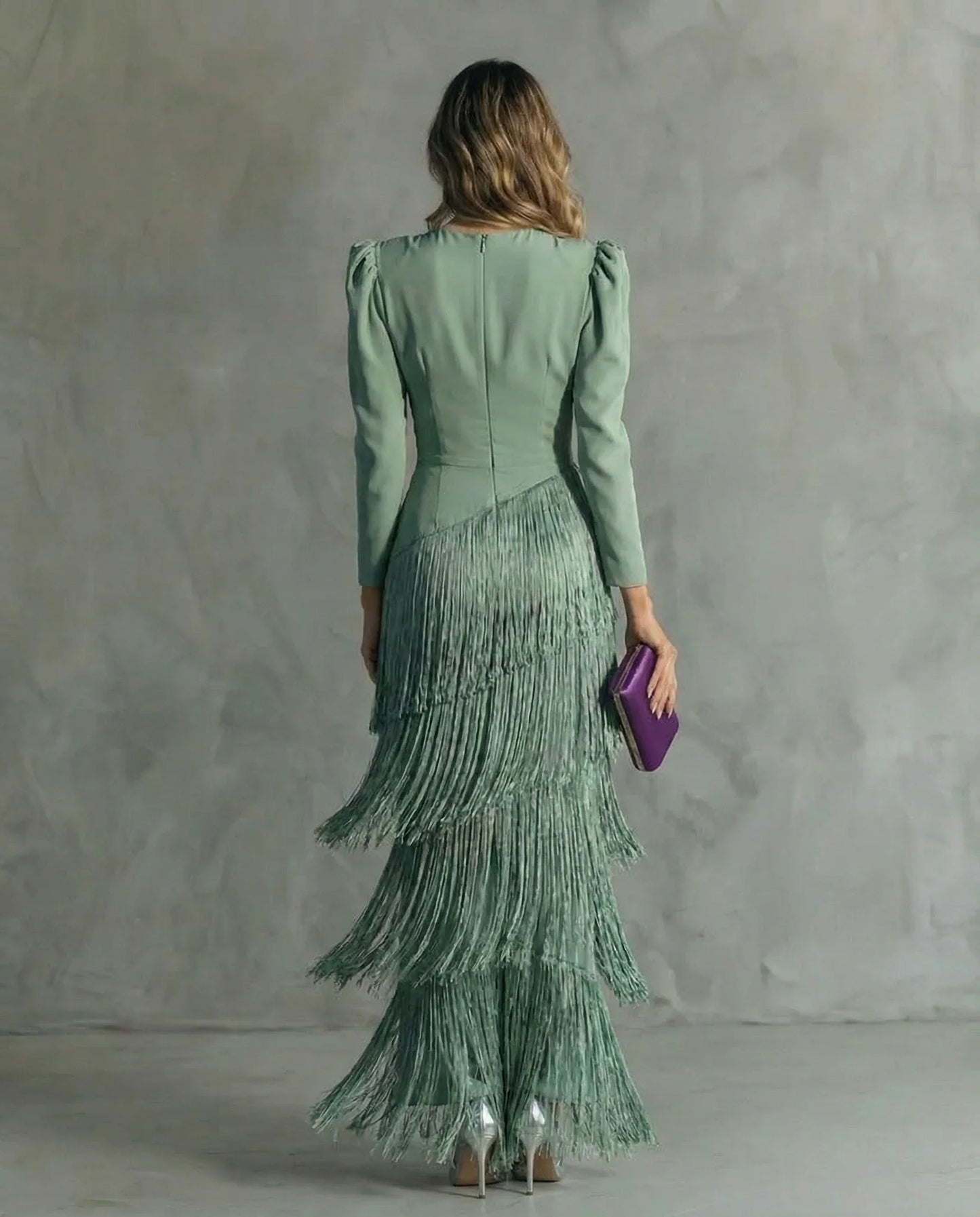 Clara™ | Vestido midi elegante con mangas de flecos