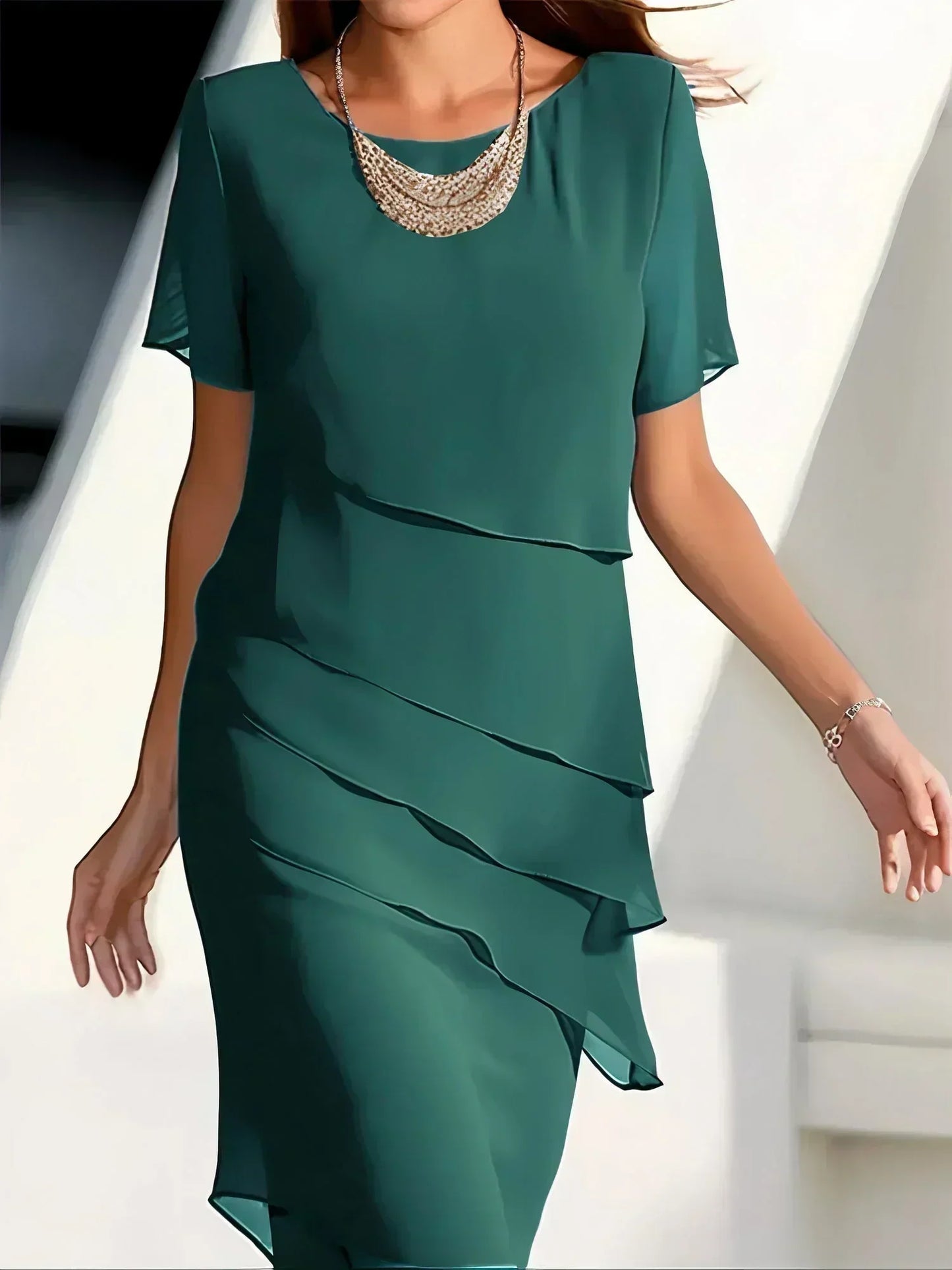 Eliane™ – La elegancia que favorece sin apretar