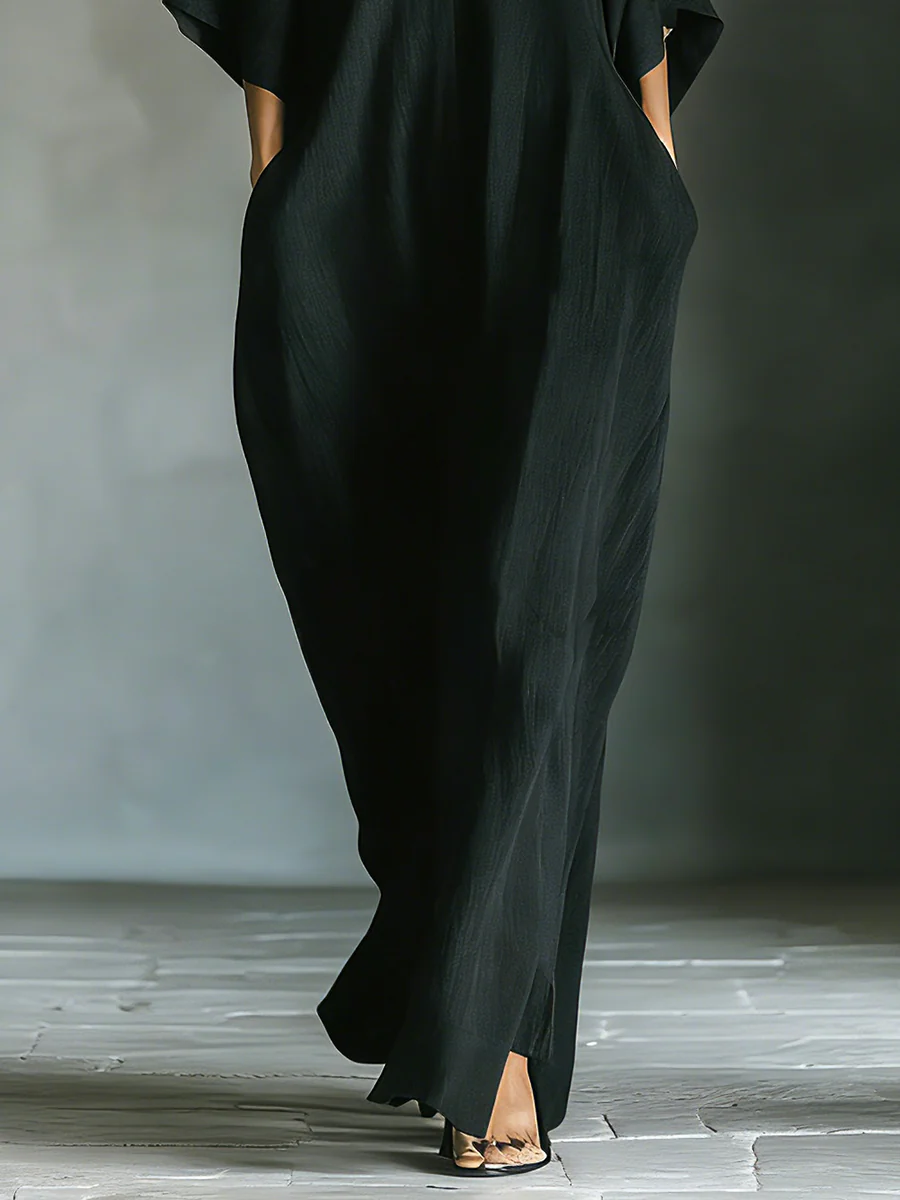 Alejandra™ | Vestido largo negro oversize minimalista con manga kimono