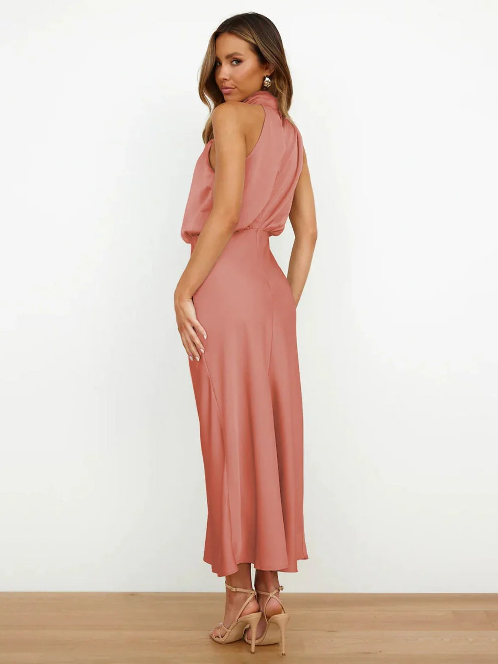 Marina | Vestido con escote americano
